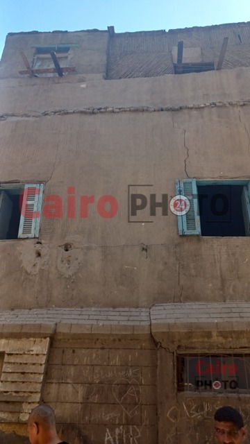 مصدر بمحافظة القاهرة: انهيار عقار بالسيدة زينب دون خسائر بشرية.. وإخلاء مبنى آخر مجاور له