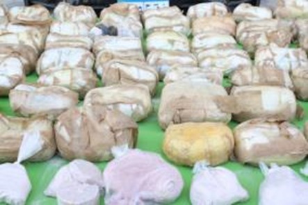 <strong>جلب الأقراص المخدرة بقصد الاتجار </strong>