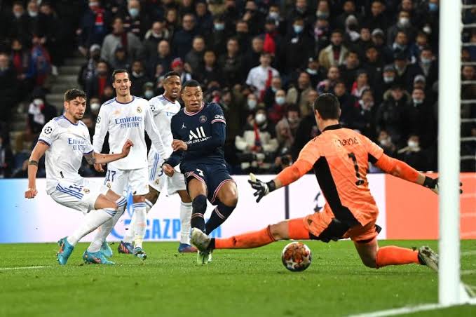 القنوات المفتوحة المجانية الناقلة لمشاهدة بث مباشر مباراة ريال مدريد وباريس سان جيرمان في نصف نهائي كأس العالم للأندية 2025