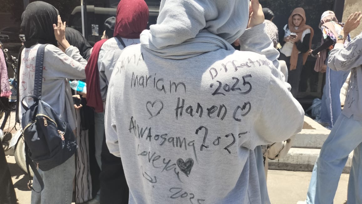 تقليعة جديدة لطالبات الثانوية العامة بالأقصر