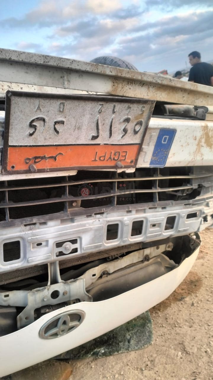 حادث انقلاب سيارة ميكروباص بمطروح (1)