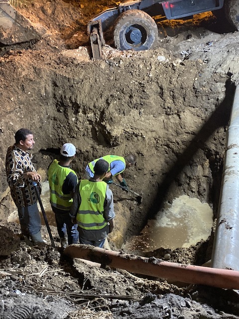 كسر خط صرف بالأقصر