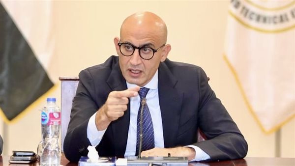 محمد عبداللطيف وزير التربية والتعليم