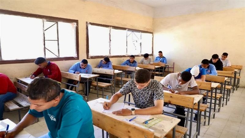 الدبلومات الفنية 2025