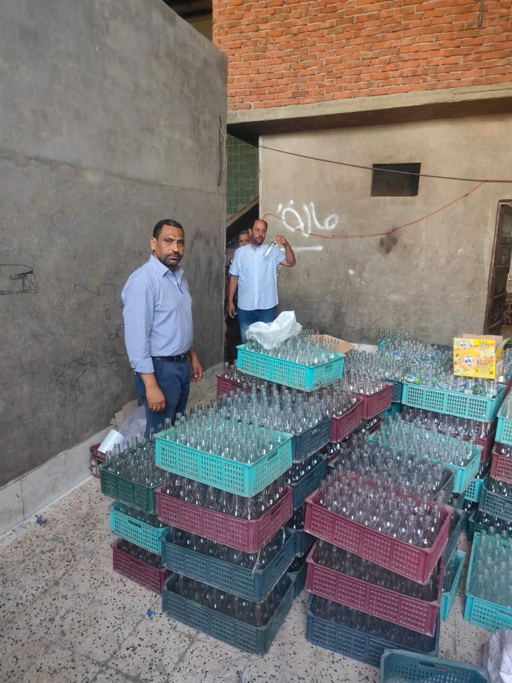 ضبط عصير غير صالح للاستخدام