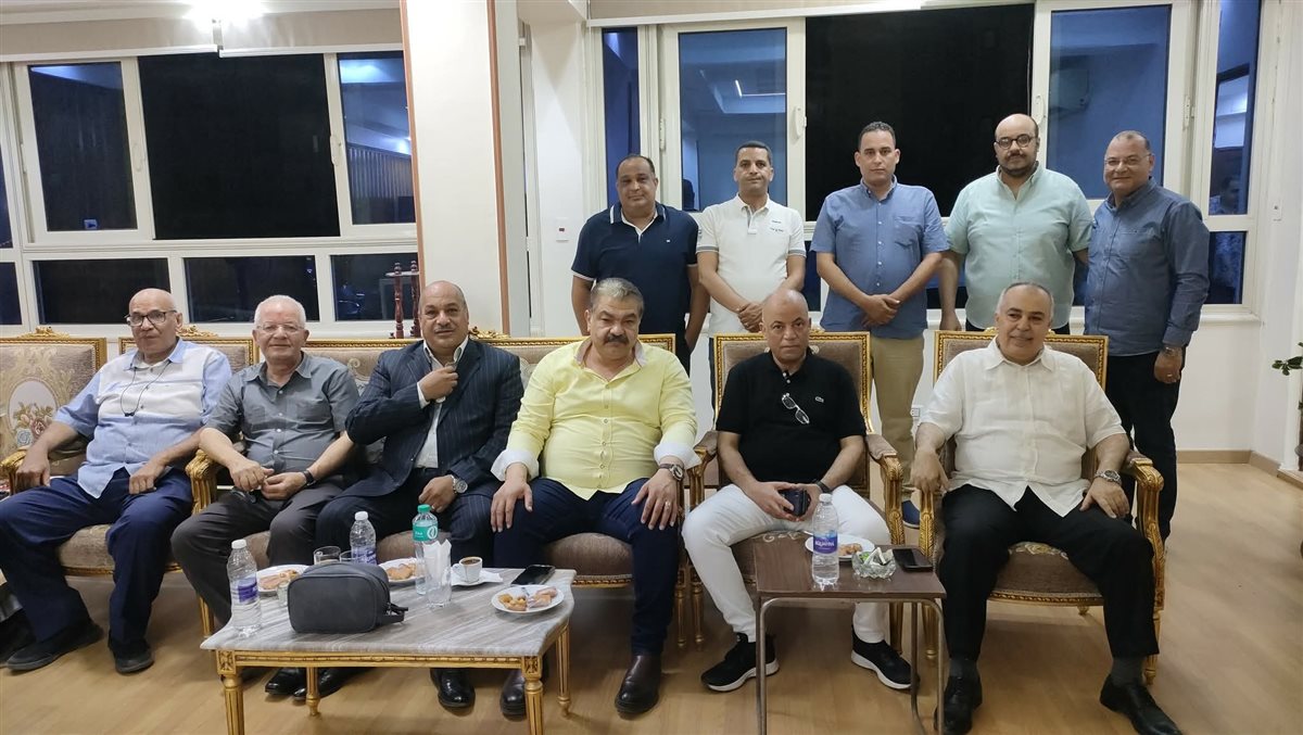 المستشار محمود عبدالتواب رئيس النادي