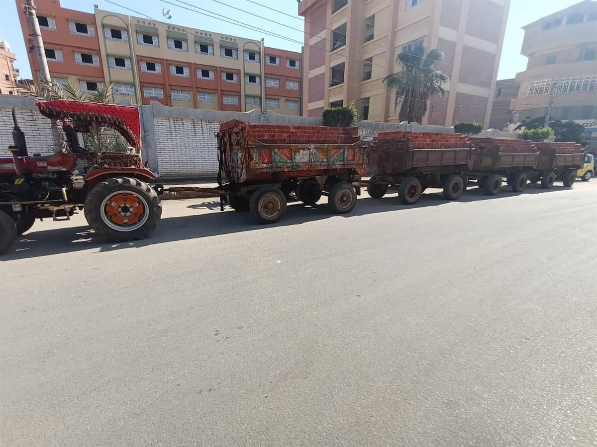 الجرار الزراعي أثناء ضبطه في بيلا