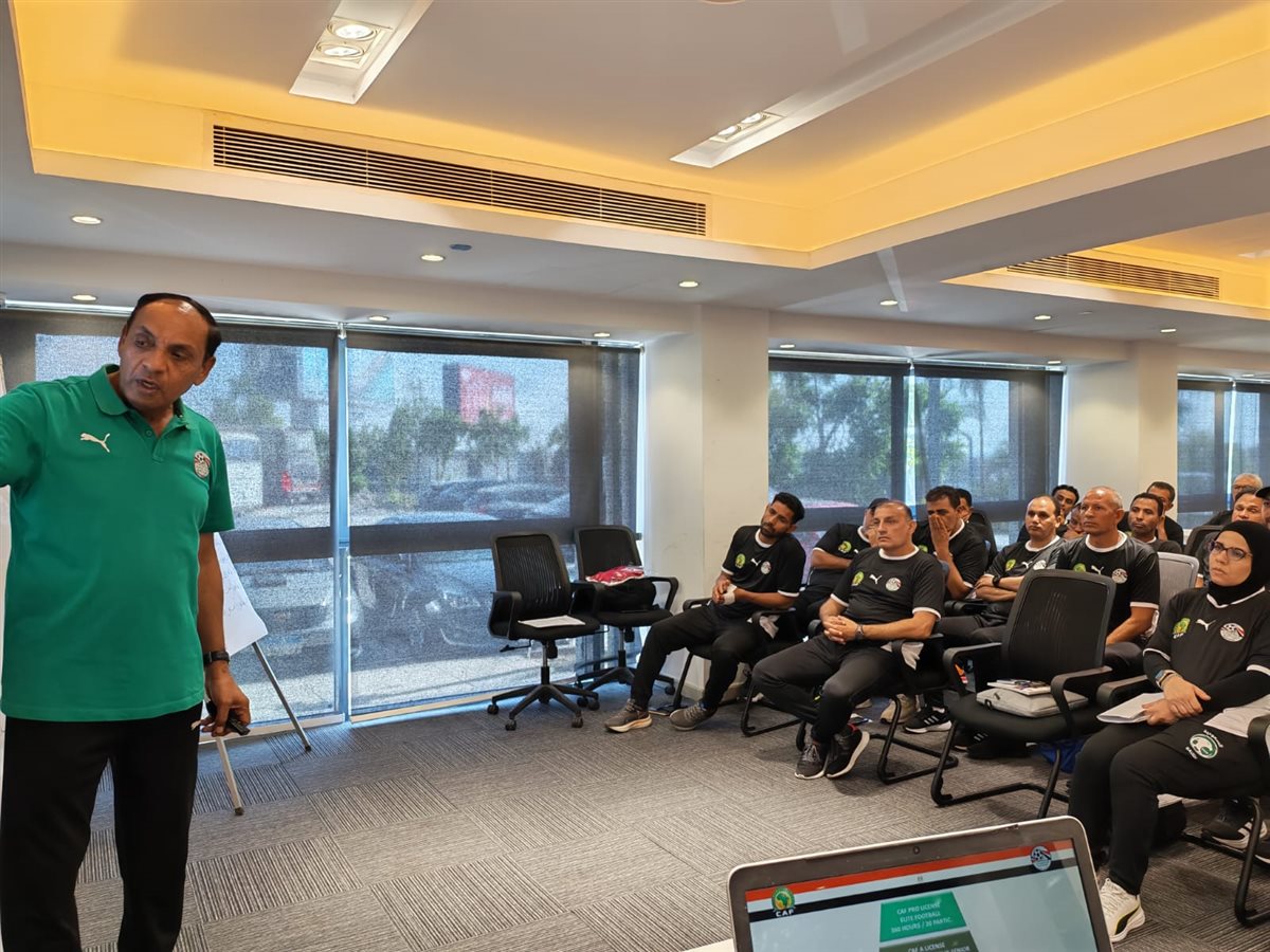 افتتاح دورة الرخصة A7