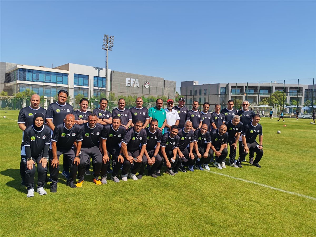 افتتاح دورة الرخصة A7