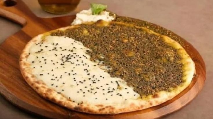 طريقة عمل المناقيش بالبسطرمة