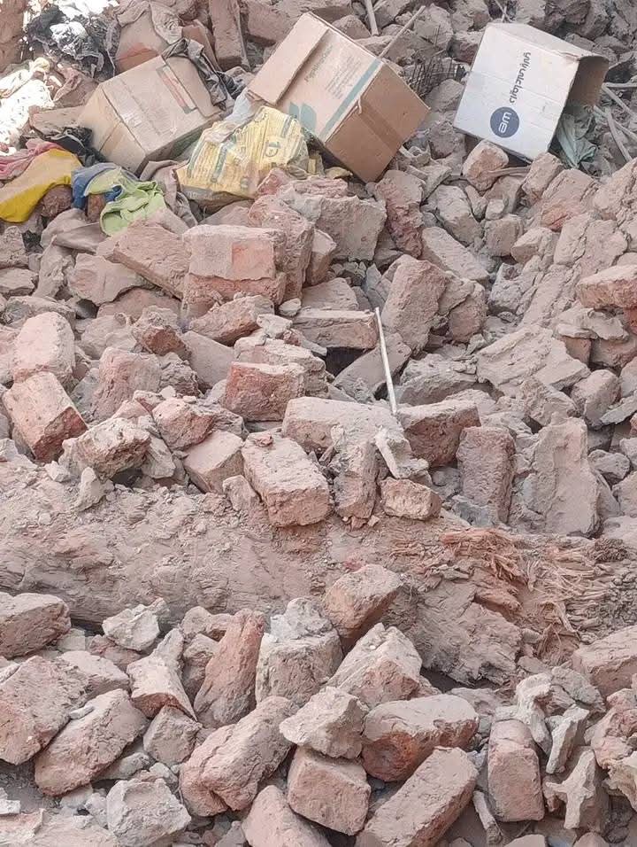 انهيار منزل