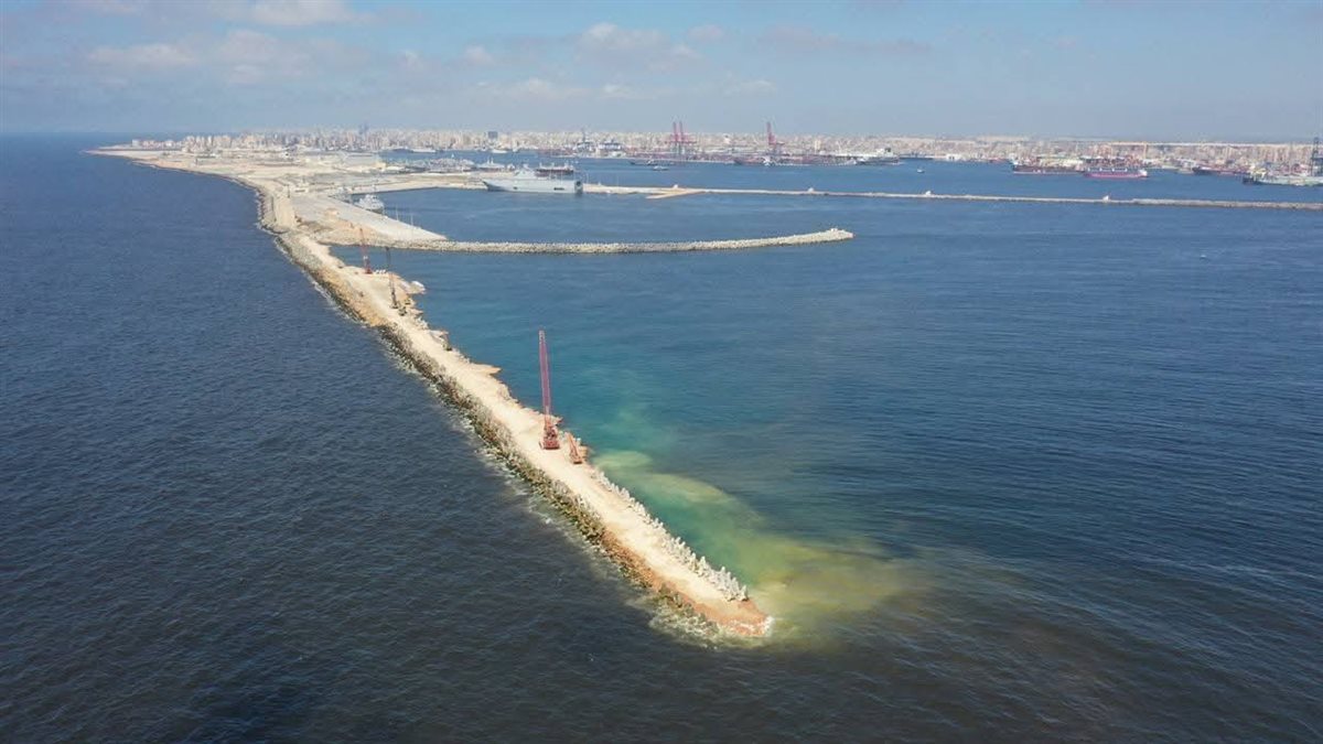 حاجز أمواج 1