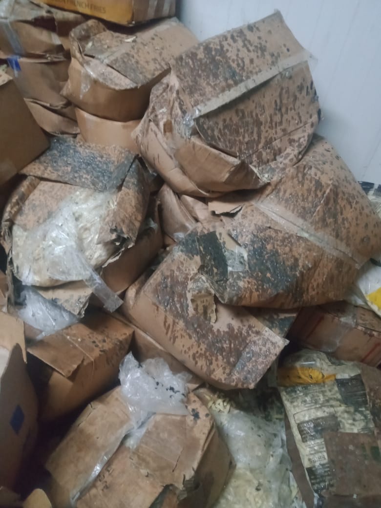 ضبط مصنع غير مرخص لإنتاج البطاطس النصف مقلية باستخدام زيوت منتهية الصلاحية بالمنوفية