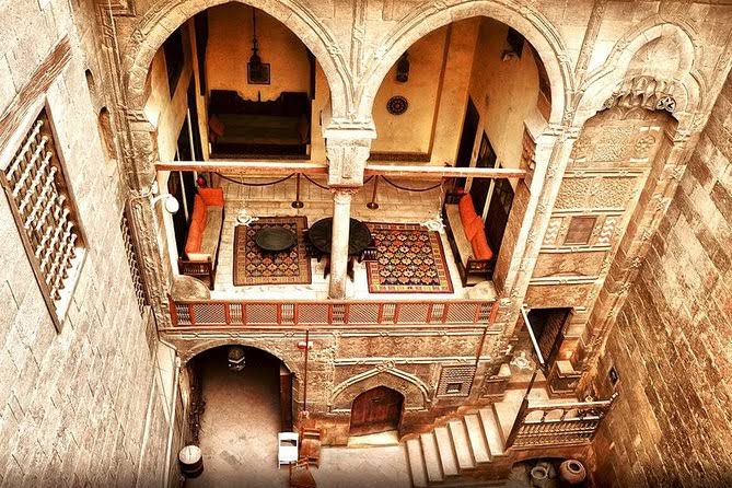 معرض إبداعات تسويقية يفتح نوافذ الفن والتاريخ 