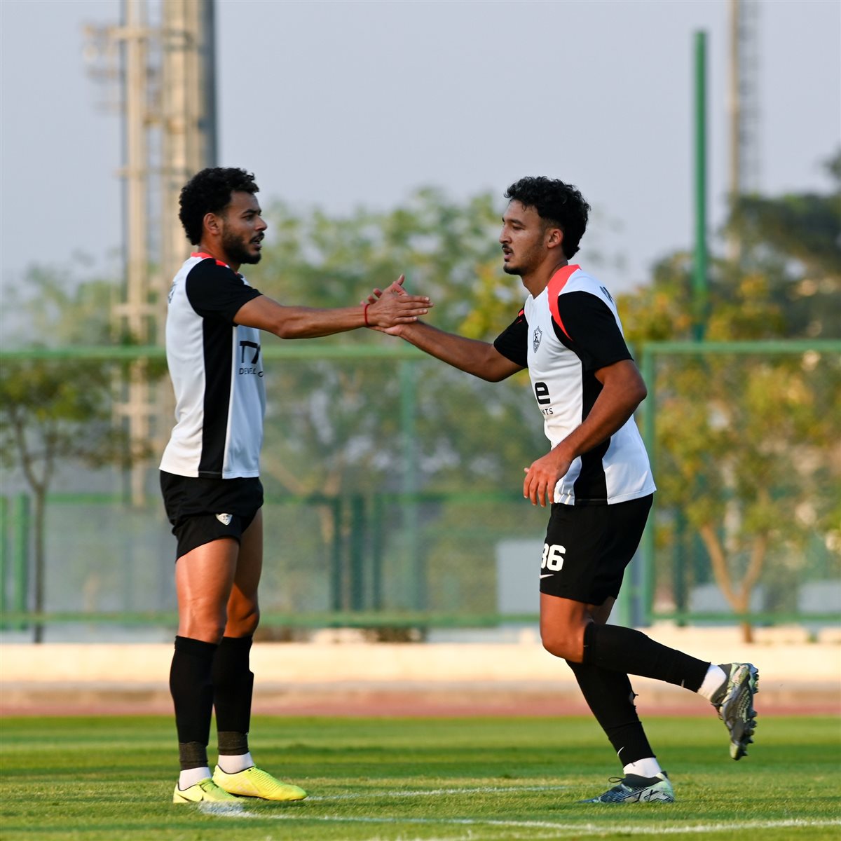 <strong>صور من مباراة الزمالك والشمس الودية </strong>