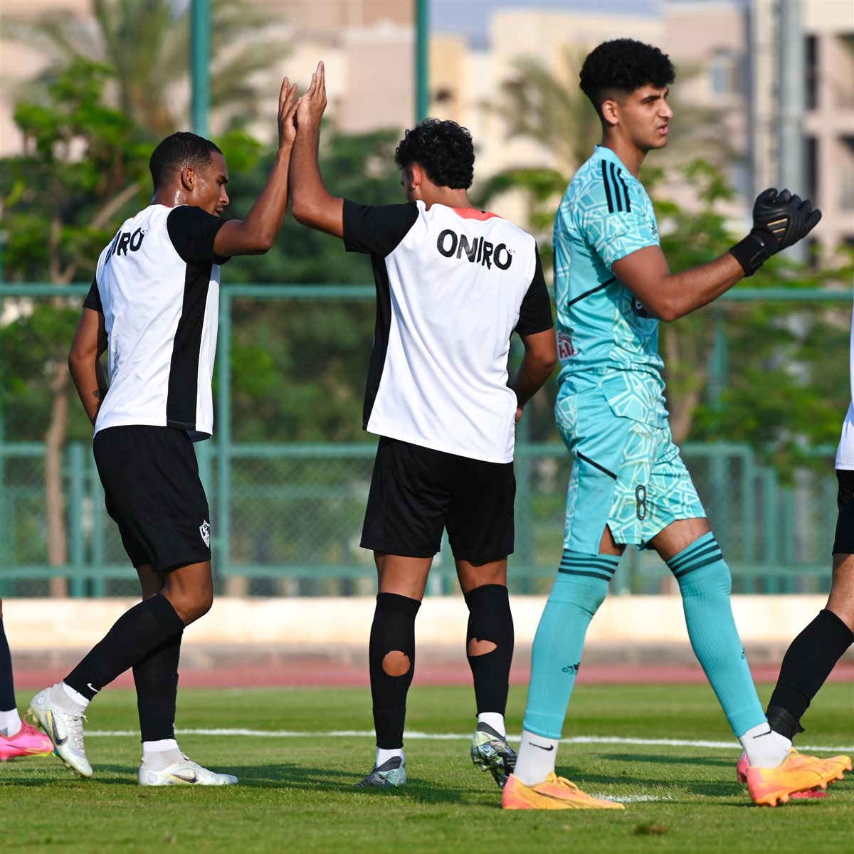 <strong>صور من مباراة الزمالك والشمس الودية </strong>