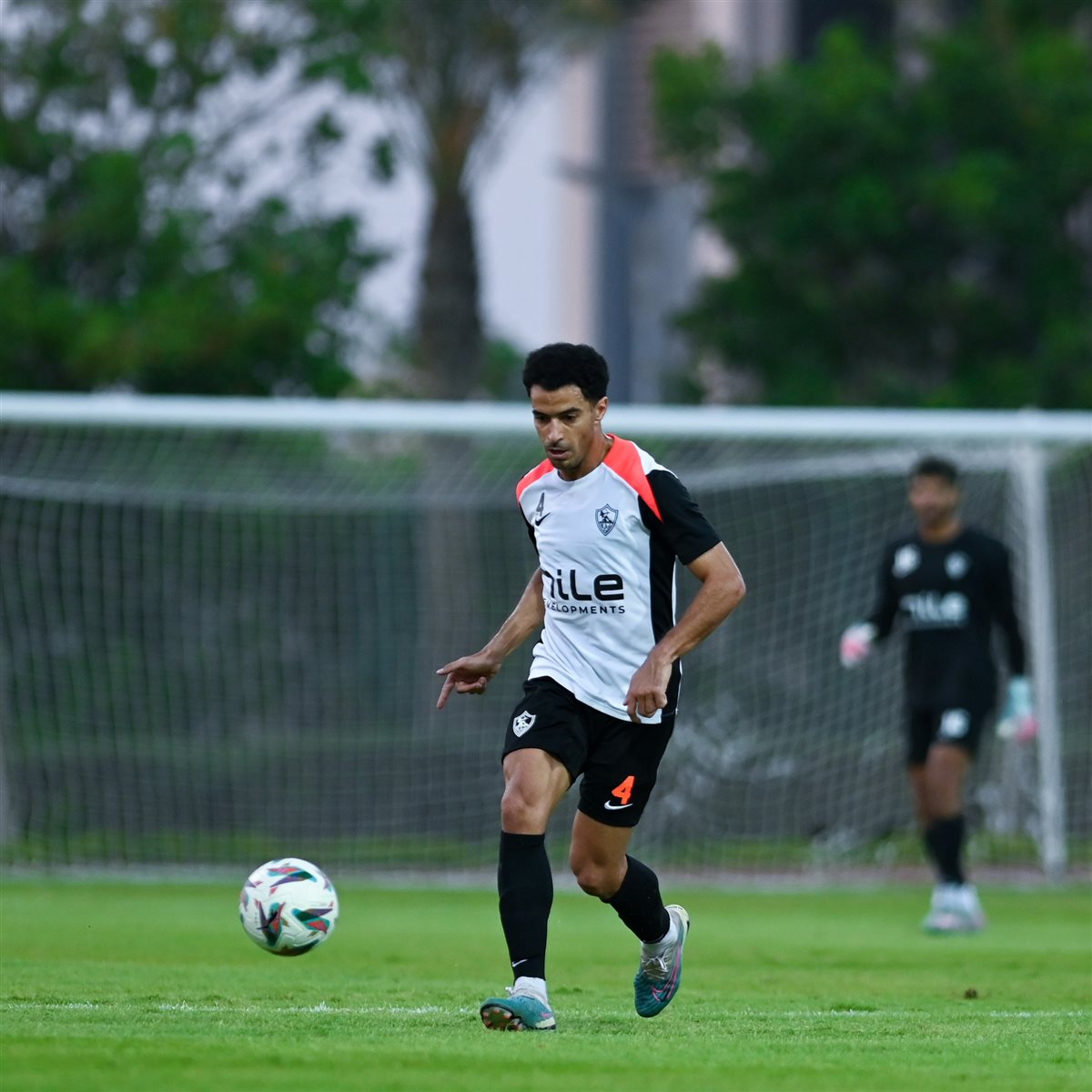 <strong>صور من مباراة الزمالك والشمس الودية </strong>