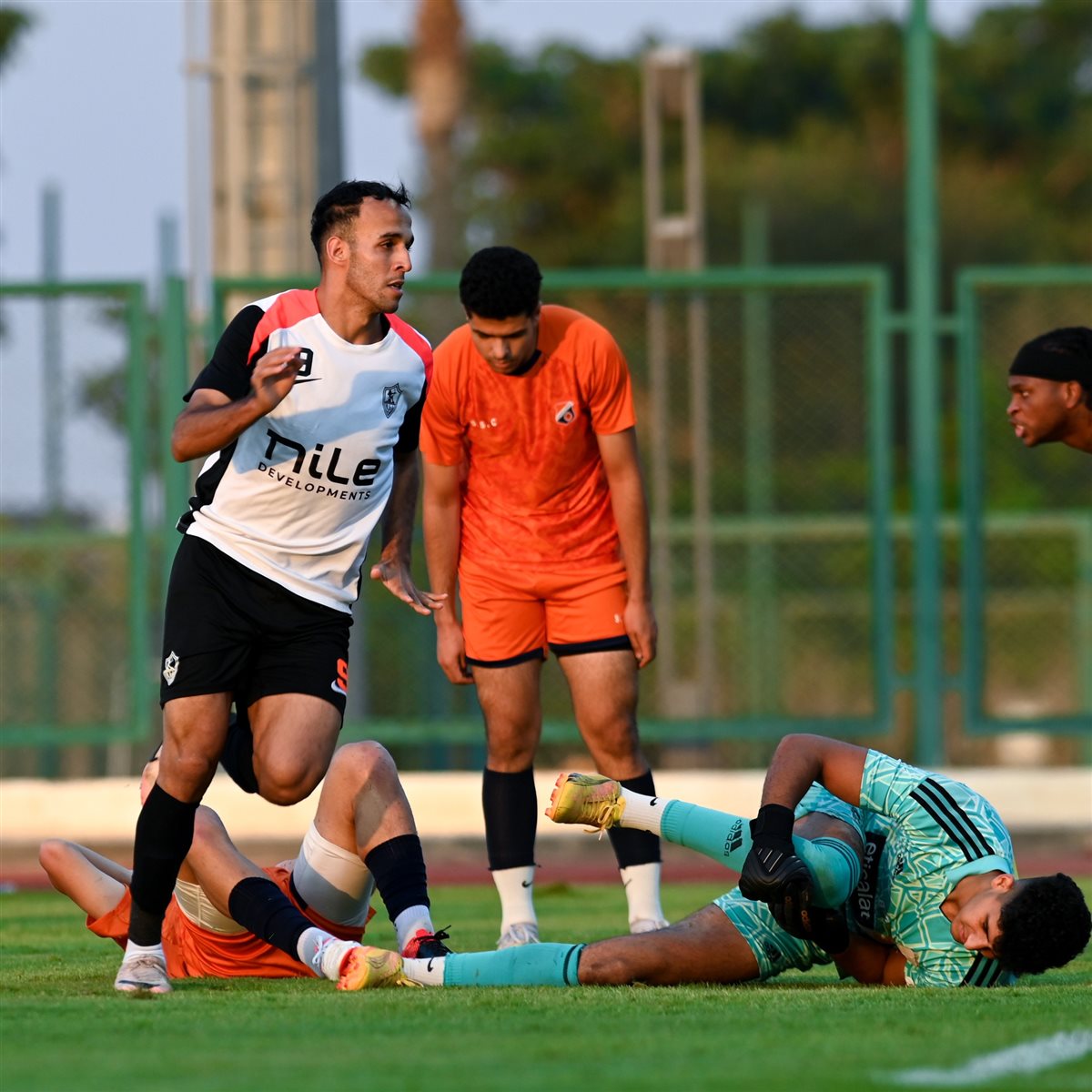 <strong>صور من مباراة الزمالك والشمس الودية </strong>