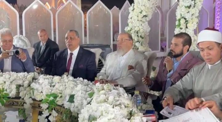 حمدين صباحي ونقيب المحامين والداعية الدكتور عبد الله رشدي في حفل زفاف كريمة المحامي البارز منتصر الزيات