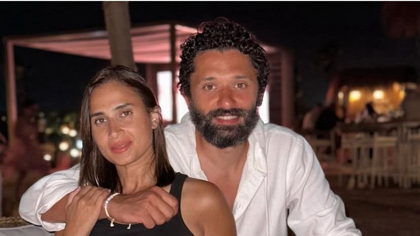 <strong>طلاق كريم محمود عبد العزيز وآن الرفاعي</strong>