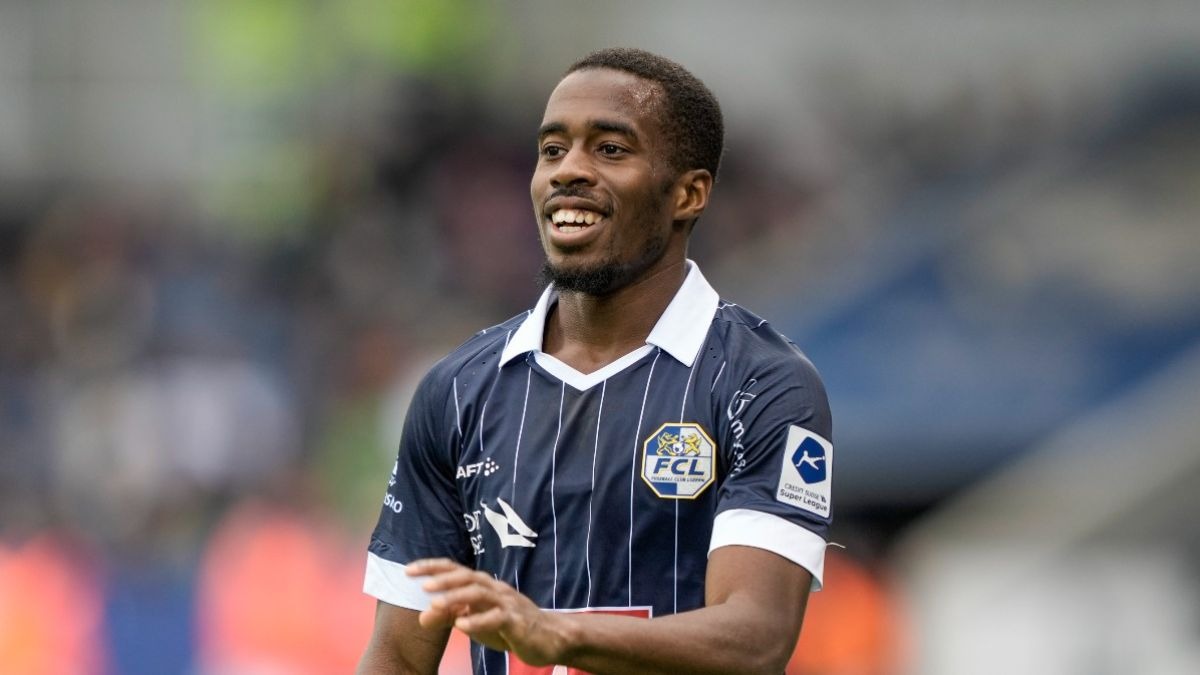 <strong> الفرنسي من أصول إيفواريه تيدي أوكو لاعب فريق لوزيرن السويسري</strong>