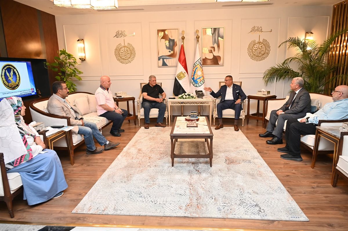 محافظ جنوب سيناء يستقبل رئيس الشركة القابضة لمياه الشرب