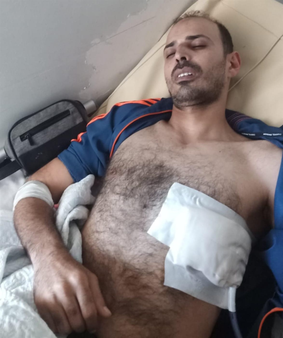 الشاب الذي تعرض للاعتداء