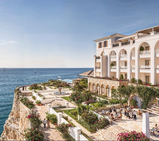 ادي يم بمنطقة رأس الحكمة في الساحل الشمالي الغربي