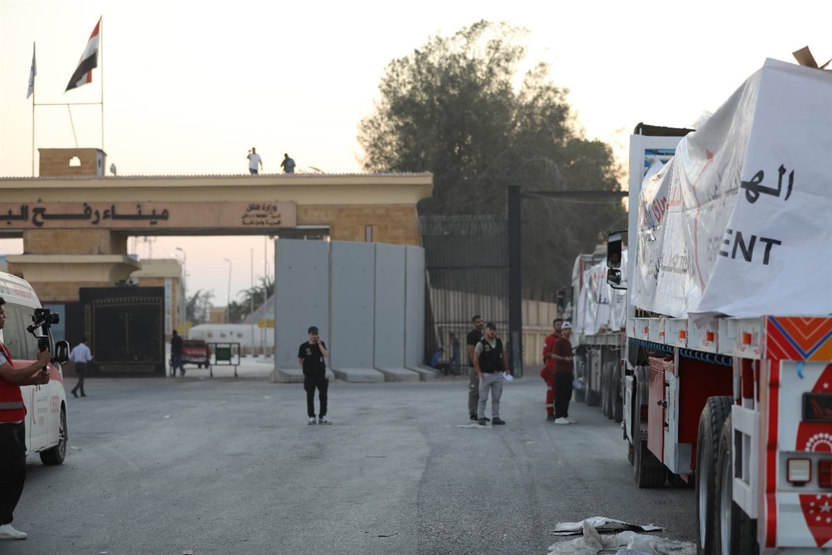 لليوم الثاني على التوالي.. قافلة «زاد العزة من مصر لغزة» تنطلق نحو غزة حاملة 1500 طن مساعدات