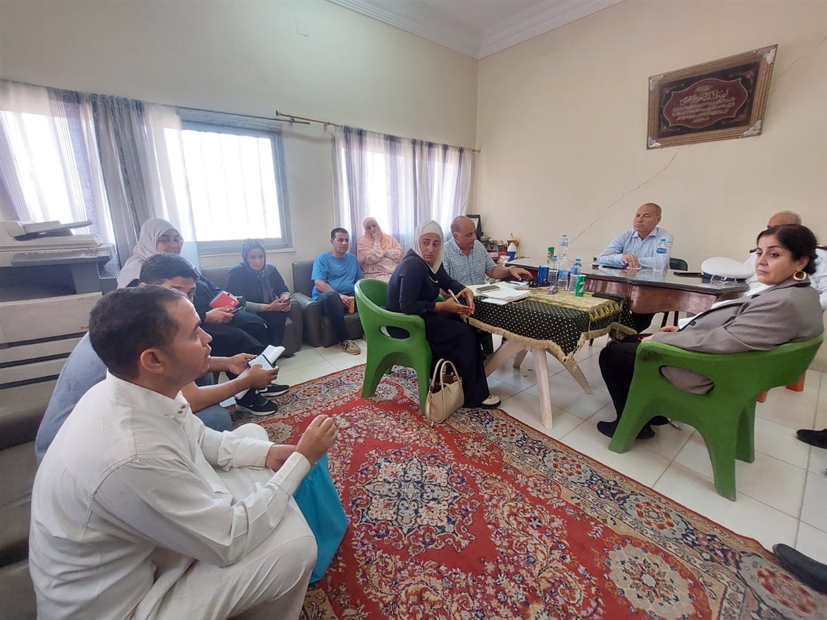 محافظ القاهرة خلال الاجتماع