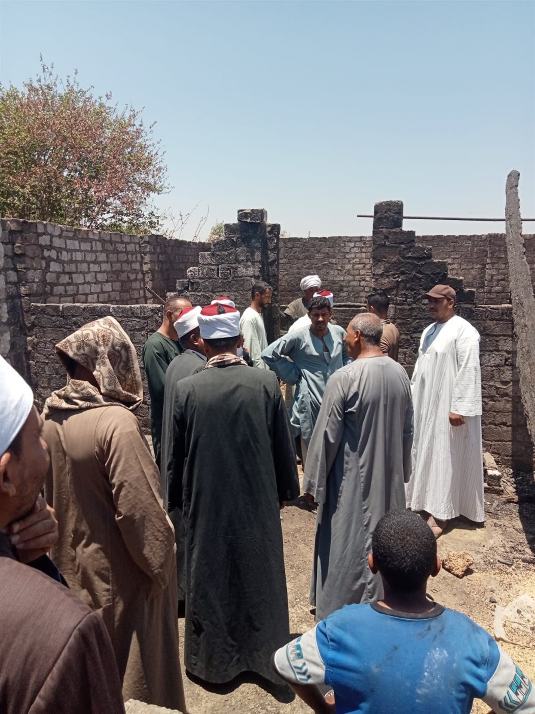 وفد من الأزهر الشريف يزور قرية برخيل بسوهاج