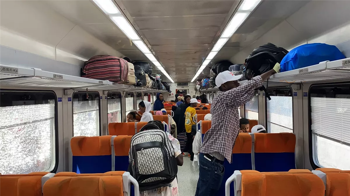 قطار نقل السودانيين