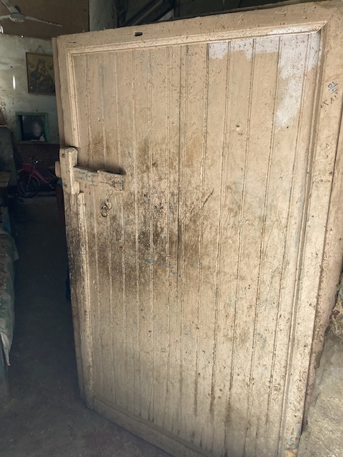 أقدم باب في الاقصر من 130سنة&nbsp;