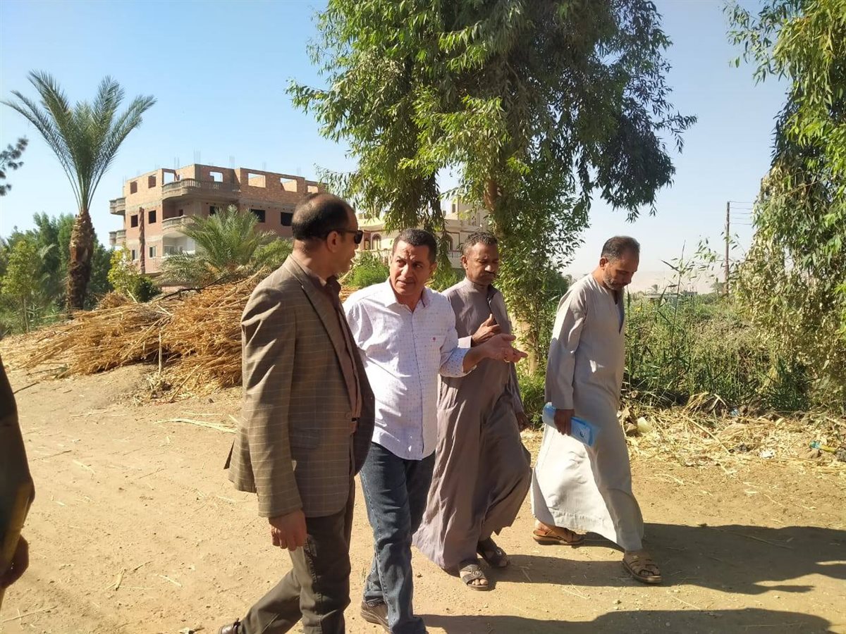 فريق من الطب البيطري في قرية برخيل