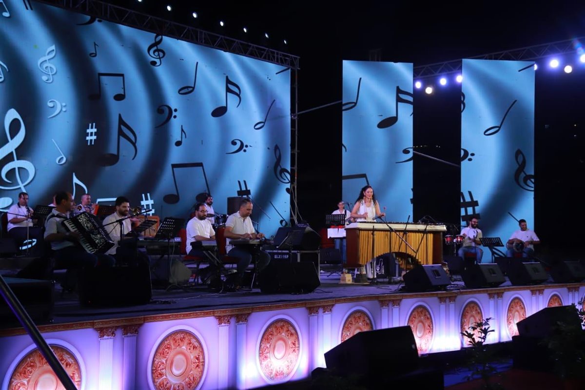 حفل أحمد جمال ونسمة عبد العزيز من صيف الأوبرا 2025 