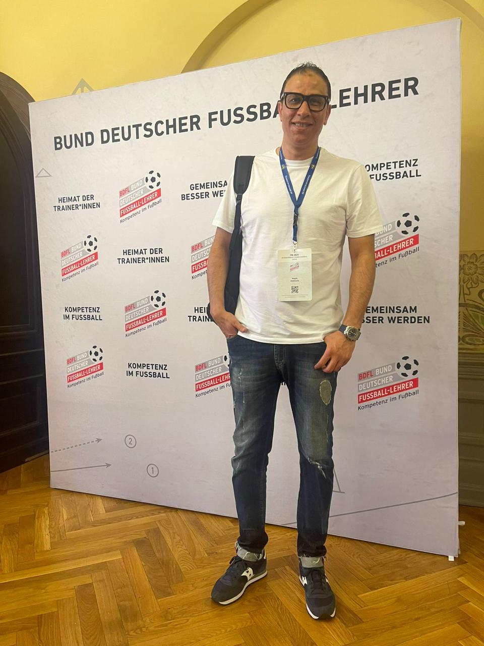 مجدي عبدالعاطي يتواجد في مؤتمر المدربين الدولي بألمانيا (2)