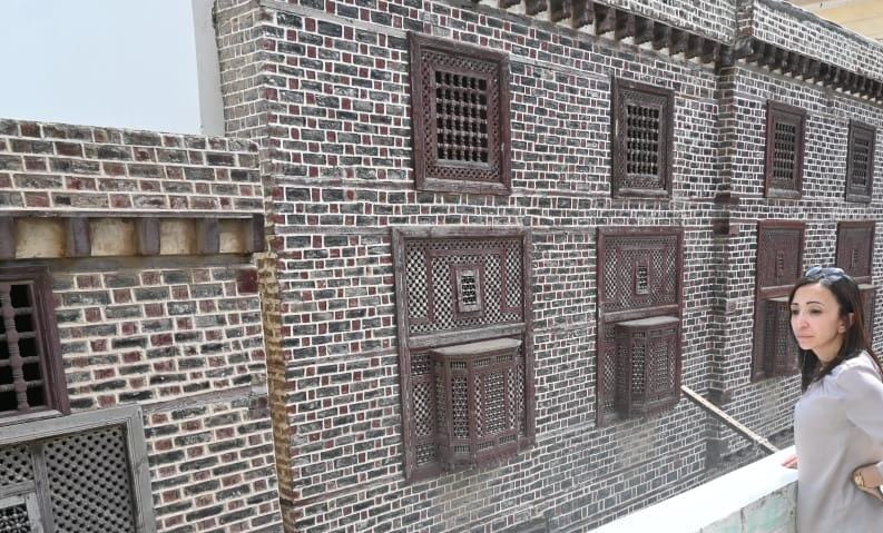 محافظ البحيرة تتفقد الأماكن الأثرية بمدينة رشيد