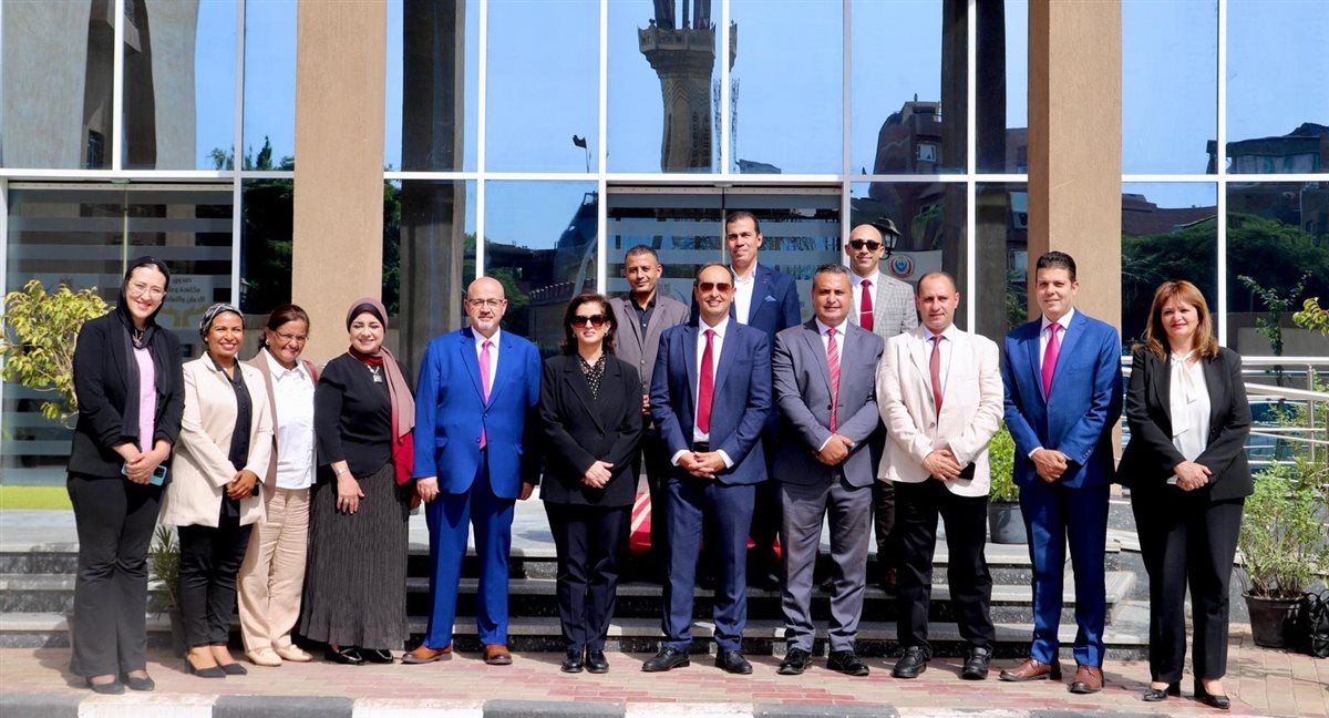 زيارة المدير الإقليمي لمنظمة الصحة العالمية لمركز مكافحة الإدمان