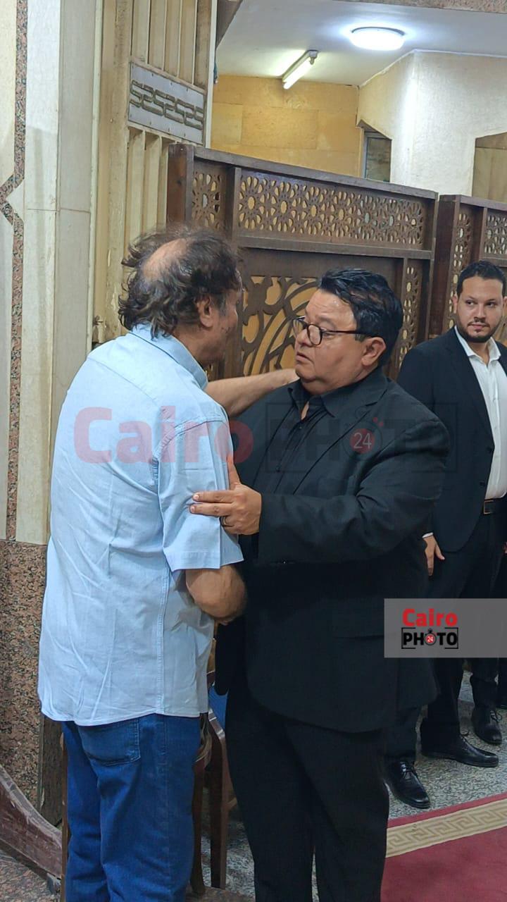 حمدي الوزير يقدم واجب العزاء في شقيق خالد جلال