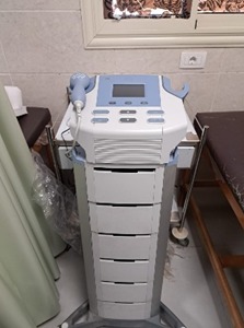 جانب من افتتاح أقسام العلاج الطبيعي الجديدة