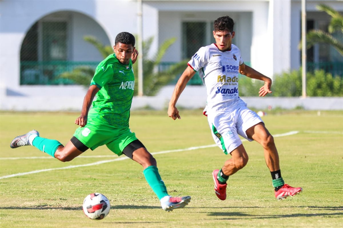 <strong>المصري يفوز على هلال مساكن بثلاثية نظيفة </strong>