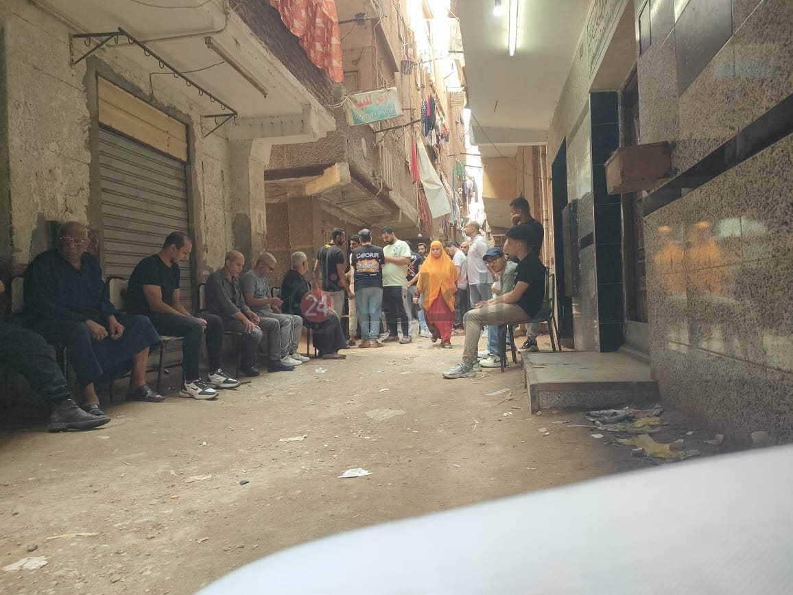 أسرة ضحية الفنان محمد رمضان في إنتظار وصول الجثمان (3)