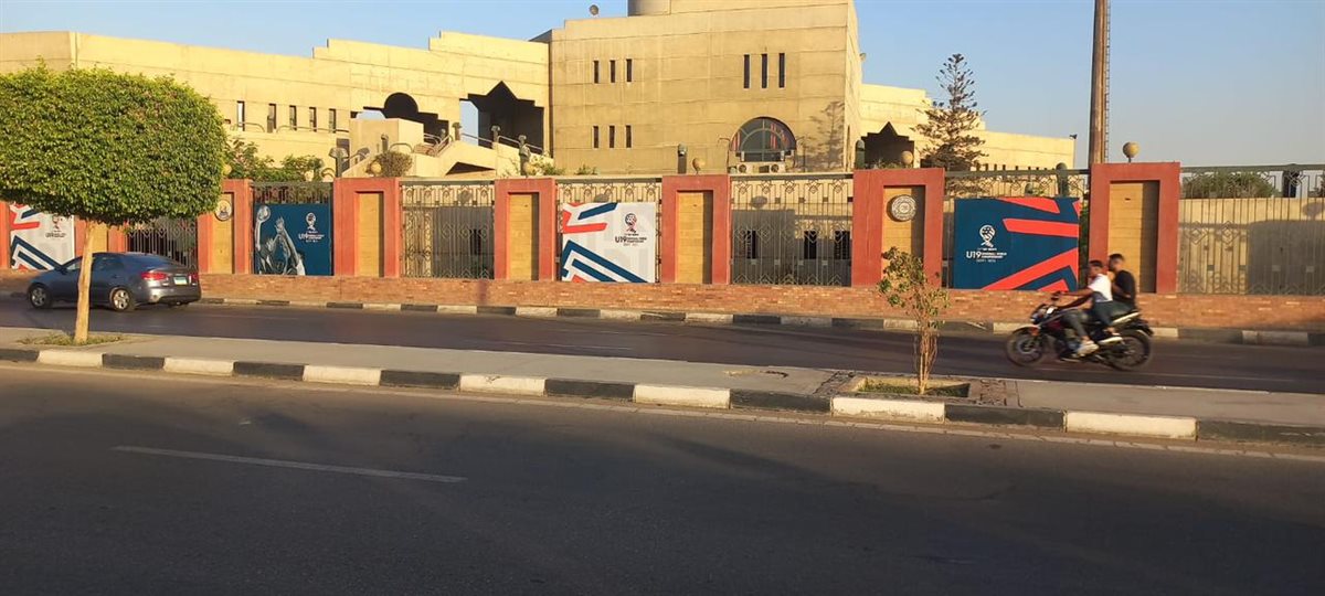 <strong>ستاد القاهرة يتزين لاستضافة بطولة العالم لكرة اليد تحت 19 عامًا</strong>