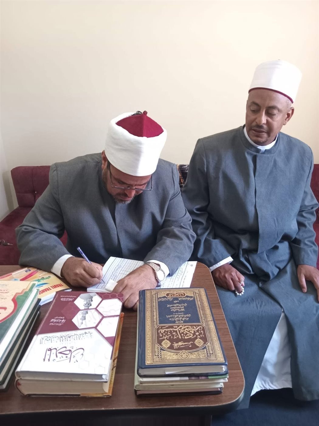 وكيل وزارة الأوقاف بالأقصر وجولات على المساجد