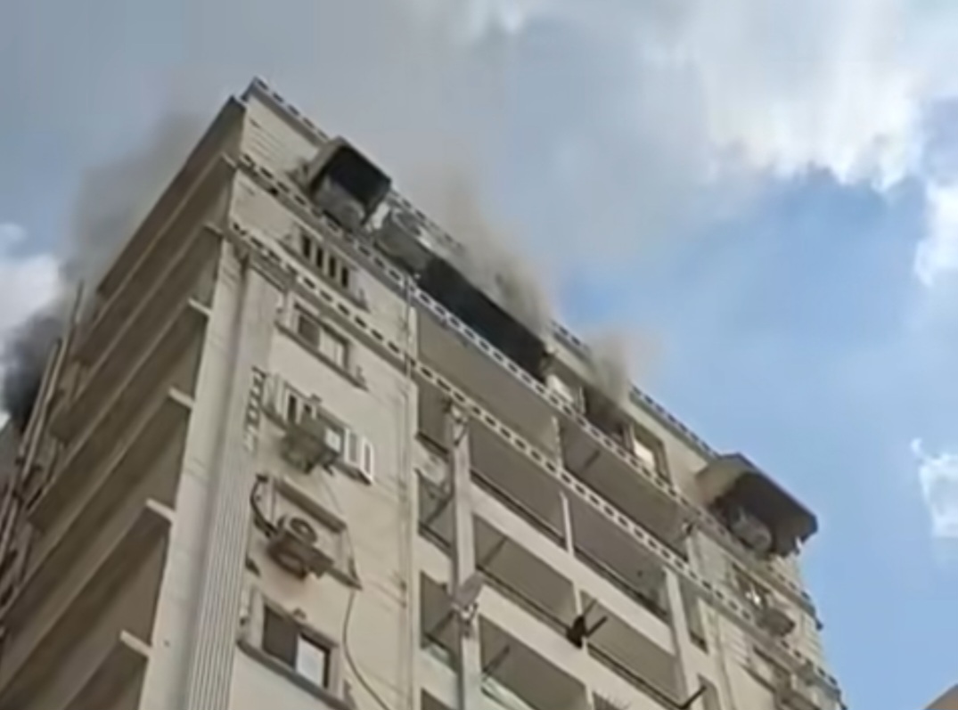 حريق في وحدة سكنية بالدور الحادي عشر بأحد الأبراج في السويس