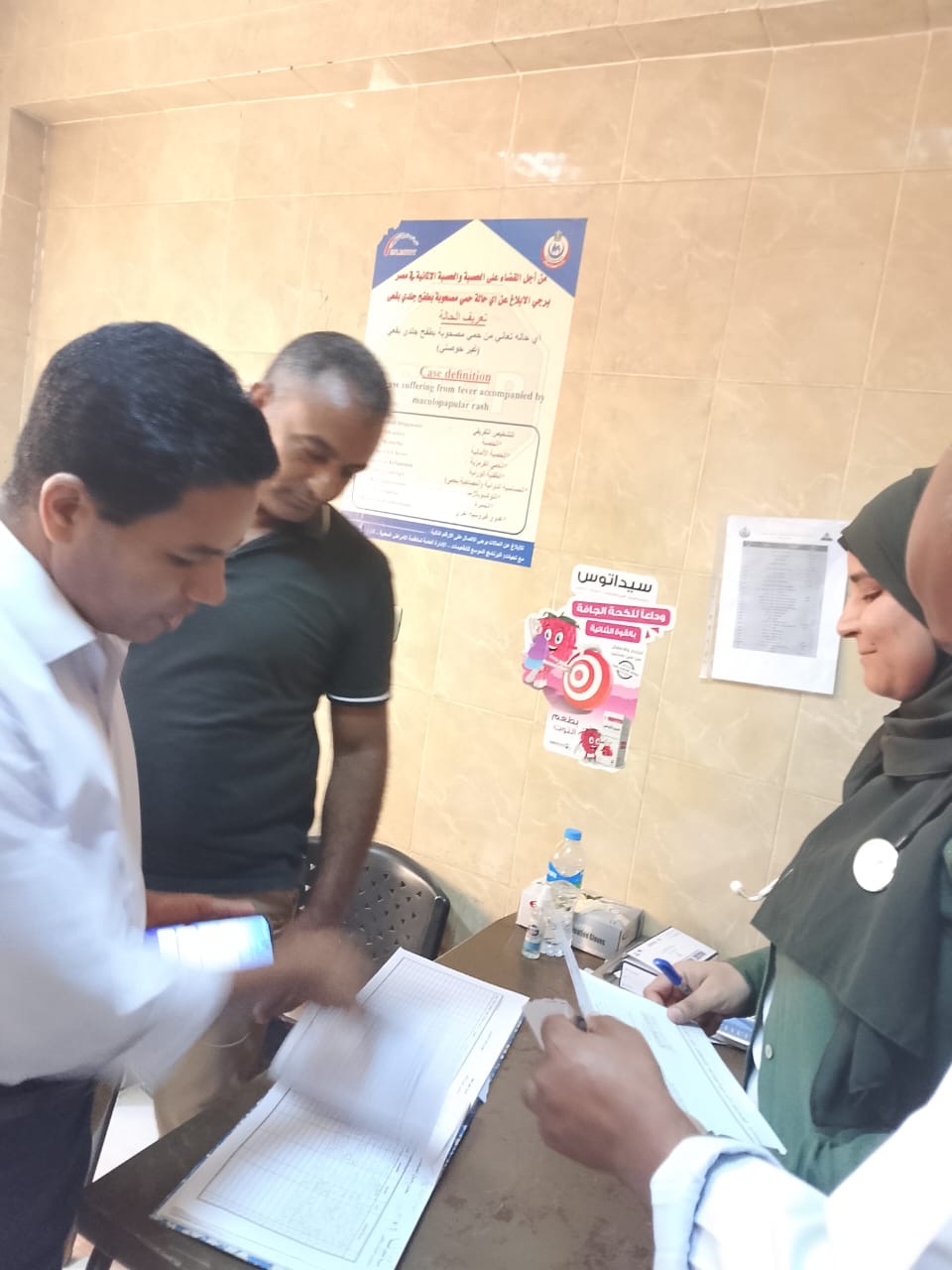 جولة مفاجئة لوكيل وزارة الصحة بالأقصر