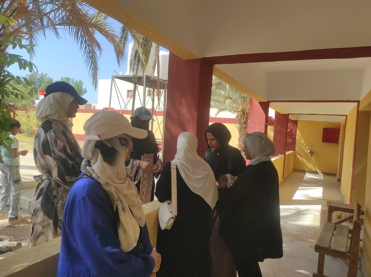 توافد السيدات على اللجان الانتخابية بجنوب سيناء