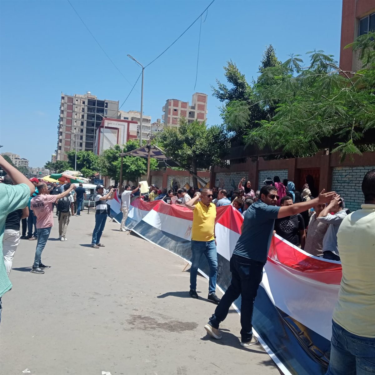 رفع علم مصر بطول 40 متر 