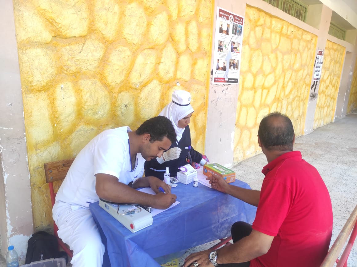 مبادرة 100 يوم صحة داخل لجان انتخابات الشيوخ بجنوب سيناء
