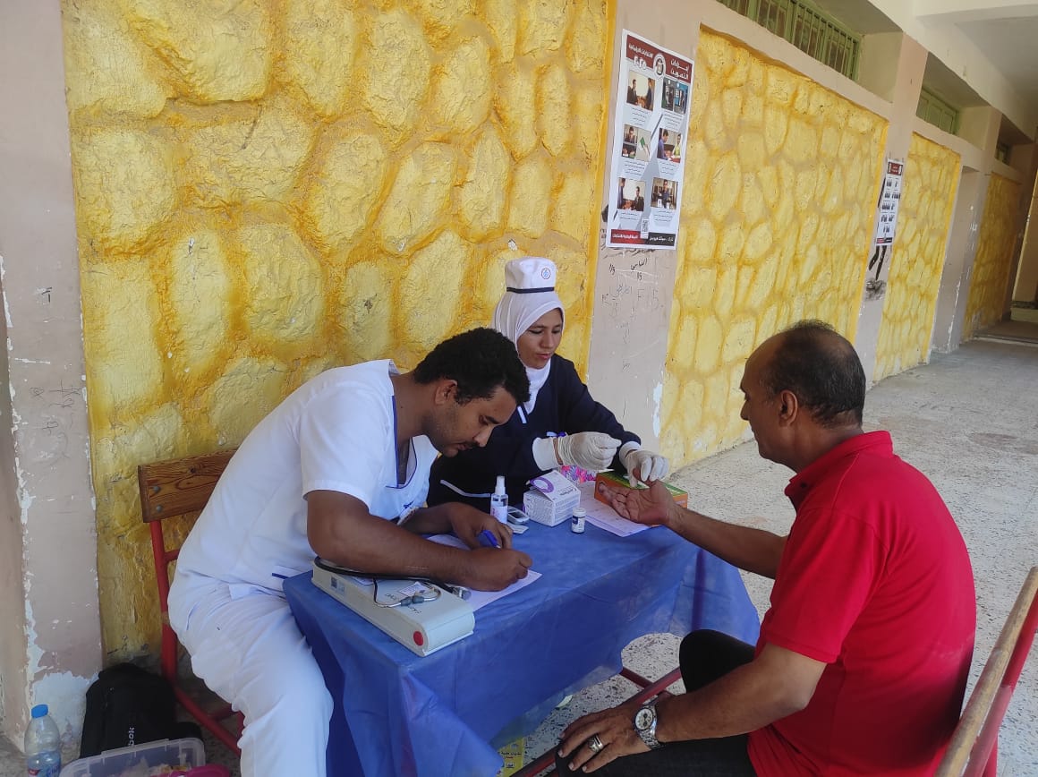 مبادرة 100 يوم صحة داخل لجان انتخابات الشيوخ بجنوب سيناء
